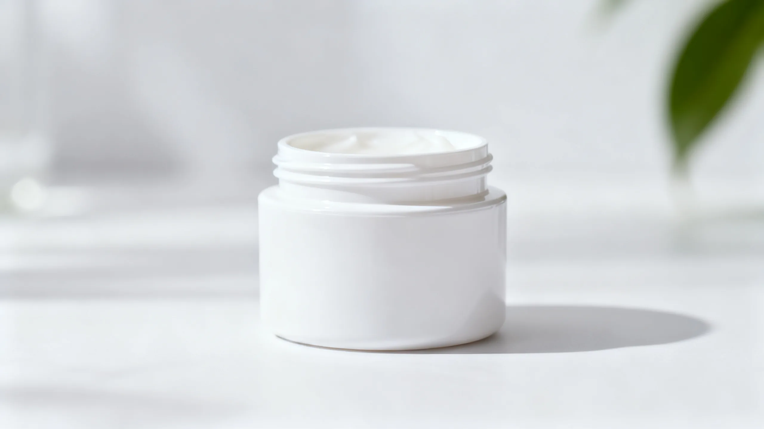 10 Moisturizer Terbaik untuk Kulit Berminyak 2026